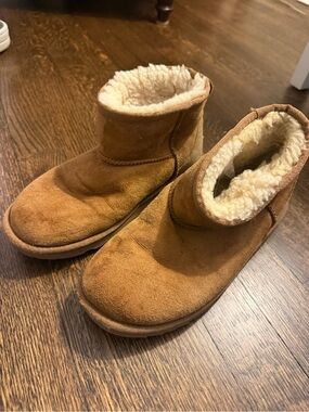 Kids Classic Mini II Ugg boots in Chestnut
